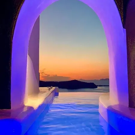 Hotel apartamentowy Dana & Infinity Firostefani